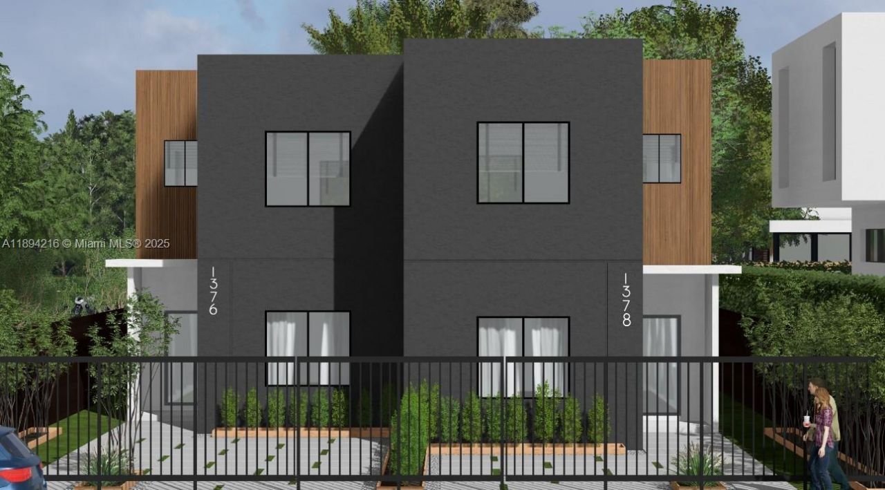 1376 NW 32nd St, Miami, FL 33142 Photo