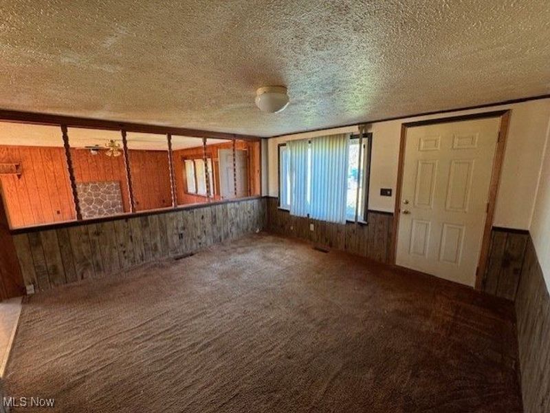 14895 Gar Highway, Chardon, OH 44024 Photo 4