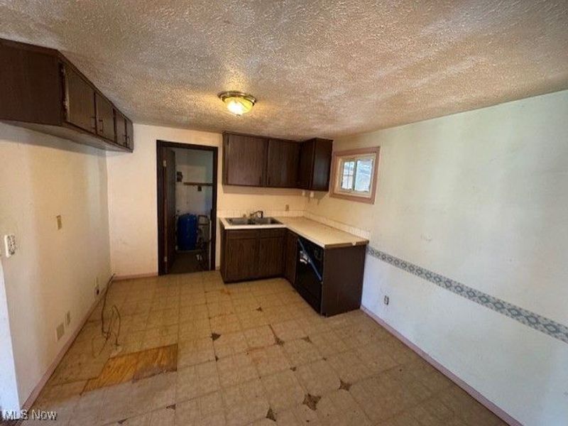 14895 Gar Highway, Chardon, OH 44024 Photo 7