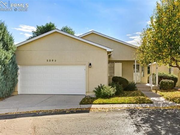 3263 Chestnut Glen Lane, Colorado Springs, CO 80918