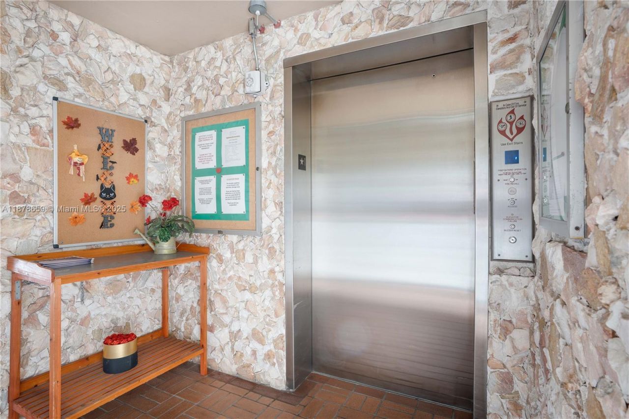 1704 Andros Isle, Unit B4, Coconut Creek, FL 33066 Photo