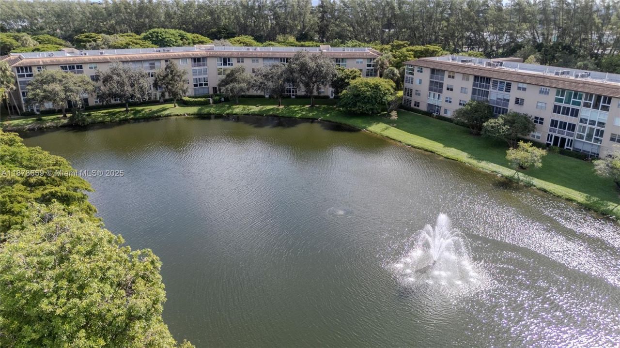 1704 Andros Isle, Unit B4, Coconut Creek, FL 33066 Photo