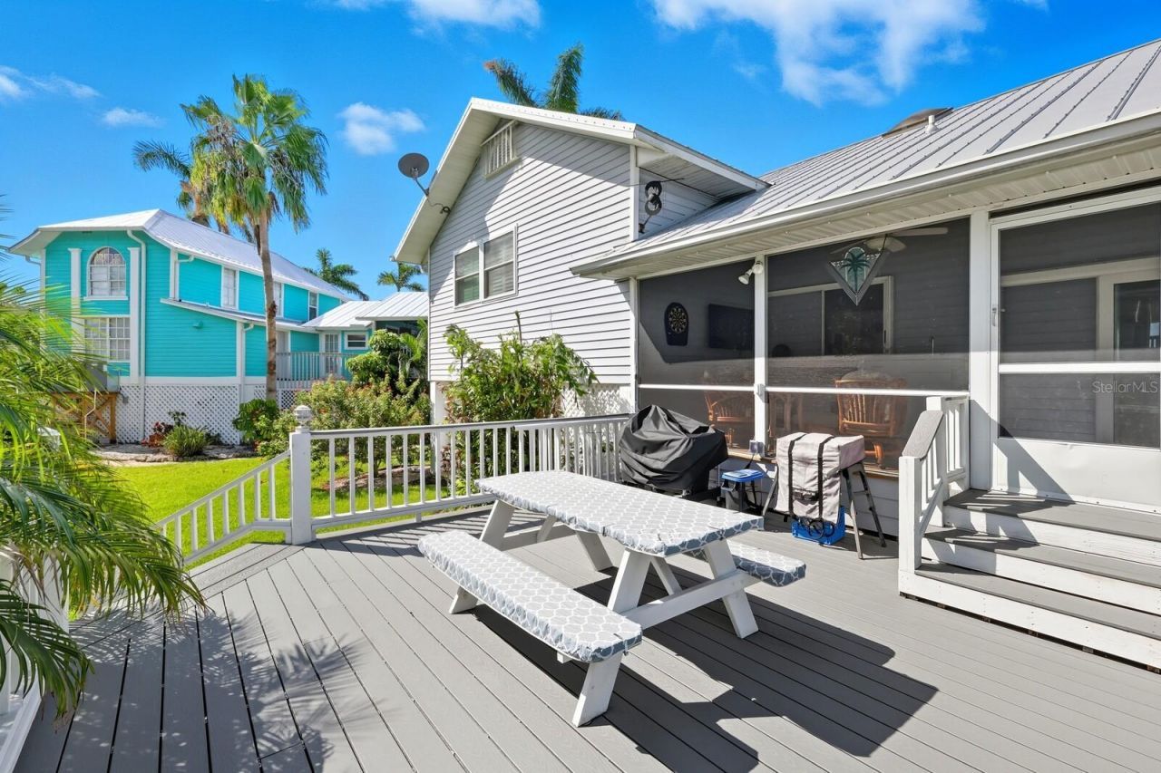 1528 43rd Avenue Drive W, Palmetto, FL 34221 Photo