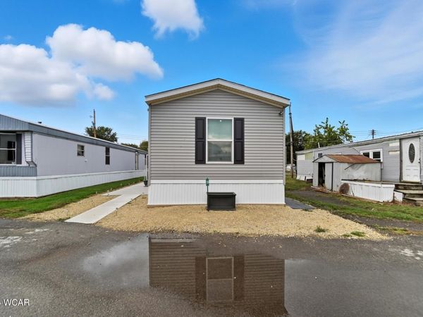 1643 W Breese Road, Lima, OH 45806