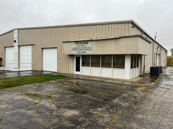 1240 Stanford Drive, Kankakee, IL 60901