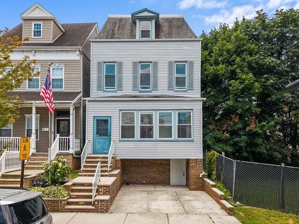 10 E 45th Street, BAYONNE, NJ 07002