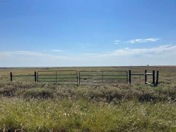 E 1220 Road, Sentinel, OK 73664