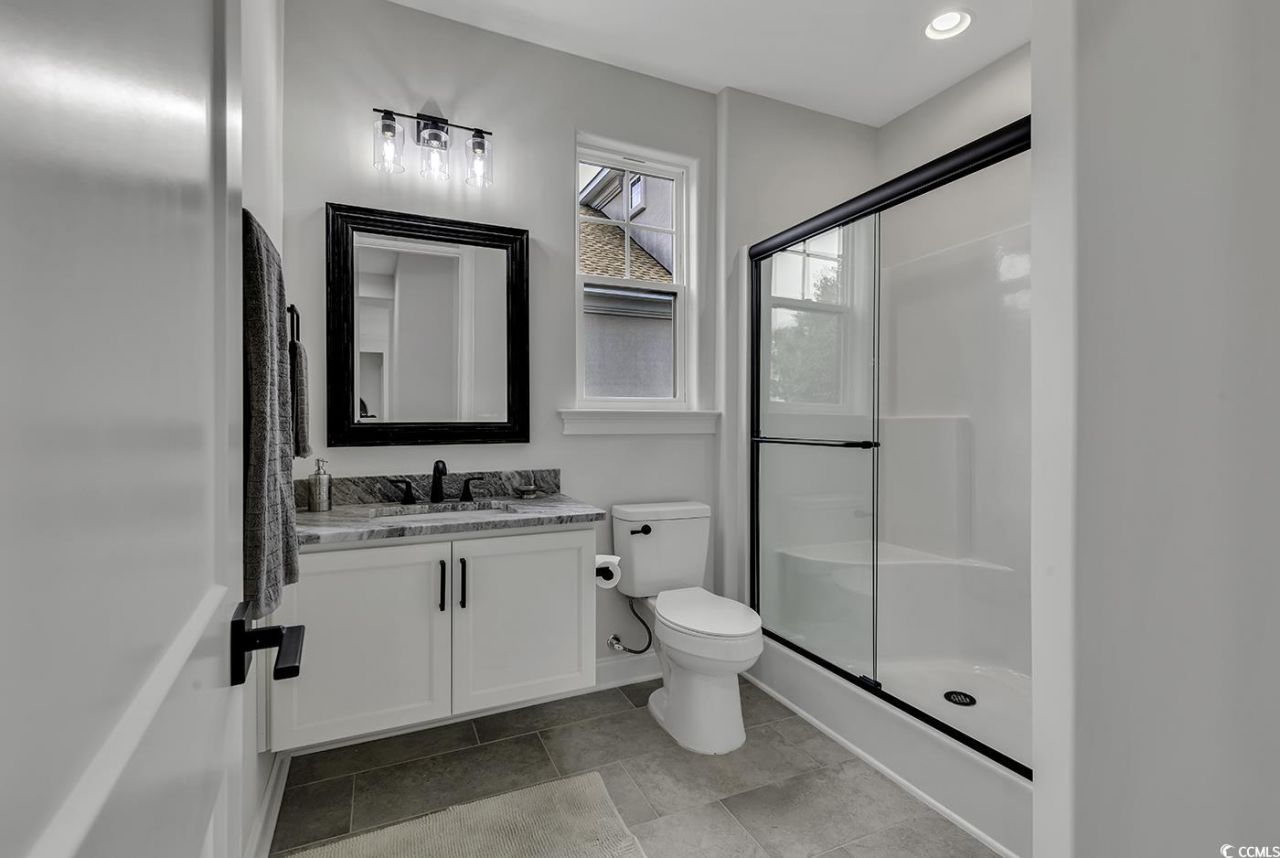 5811 Woodside Dr. Photo 10