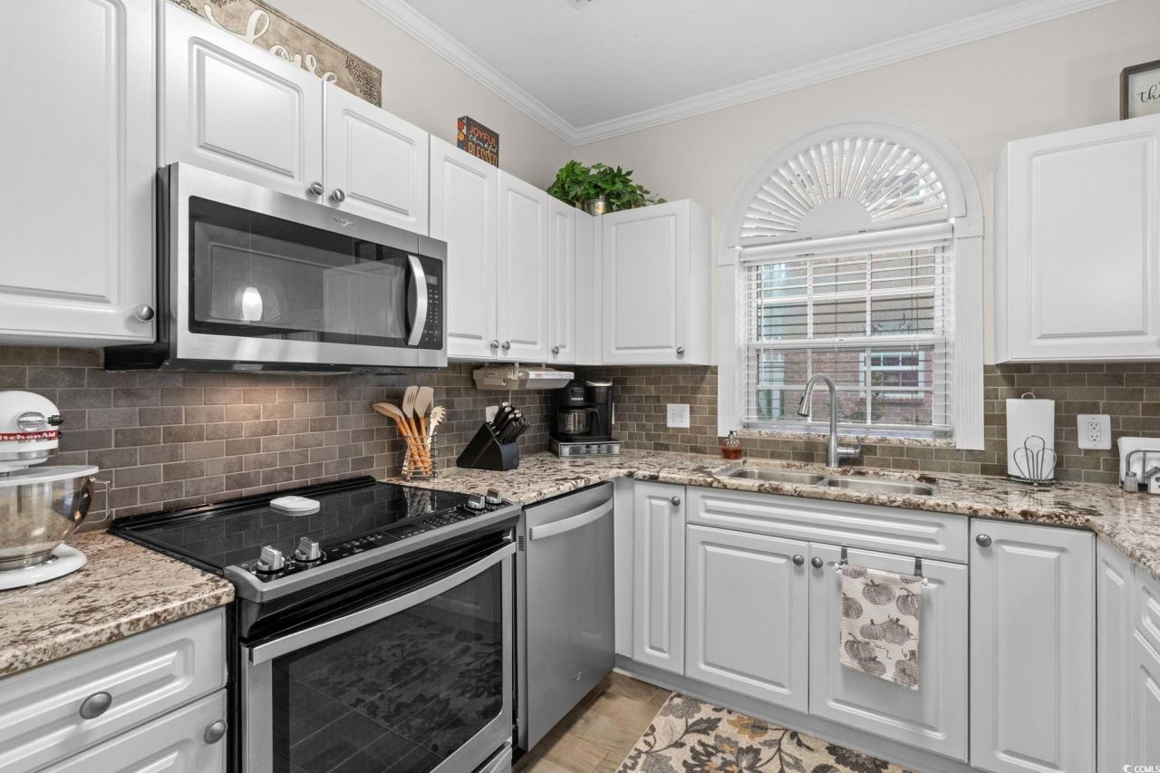 4191 Hibiscus Dr. Photo 7