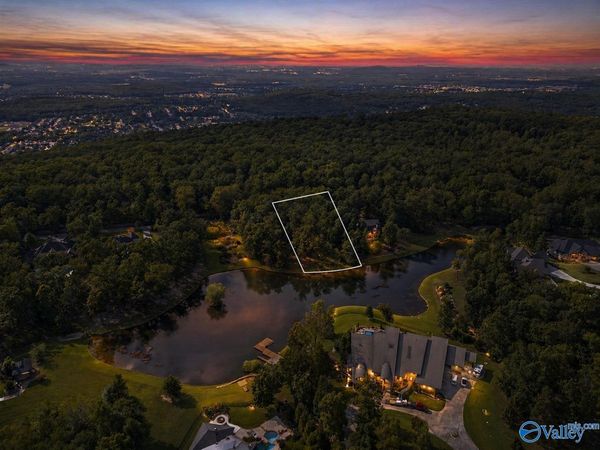 13205 South Village Square Road SE, Huntsville, AL 35803