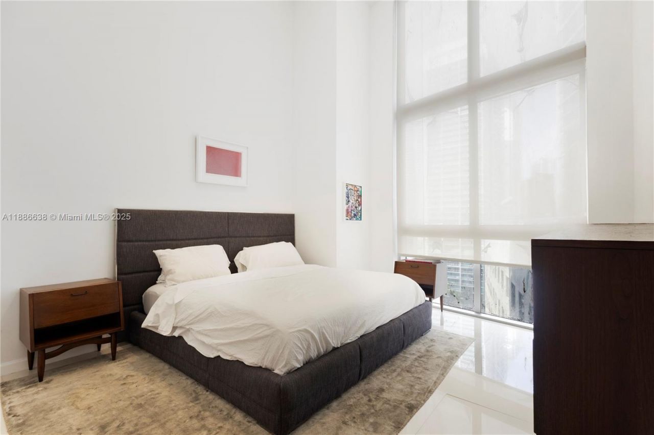 495 Brickell Ave, Unit 1510, Miami, FL 33131 Photo