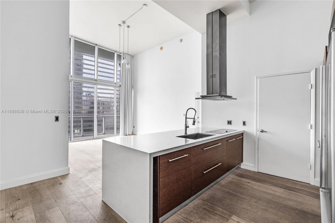 495 Brickell Ave, Unit 1510, Miami, FL 33131 Photo