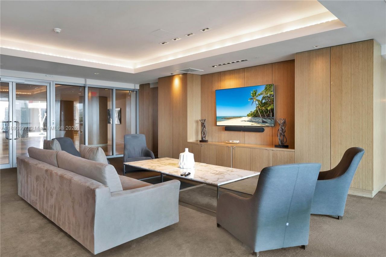 900 Biscayne Blvd, Unit 4412, Miami, FL 33132 Photo