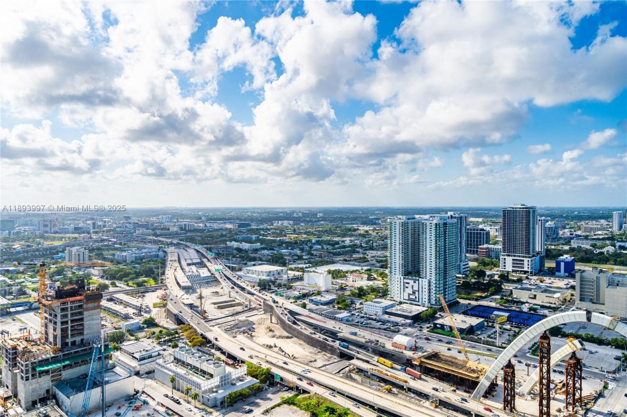 900 Biscayne Blvd, Unit 4412, Miami, FL 33132 Photo