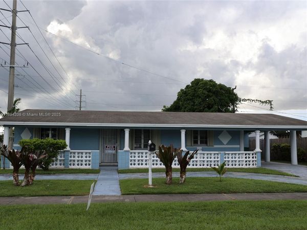 15130 Jackson St, Miami, FL 33176