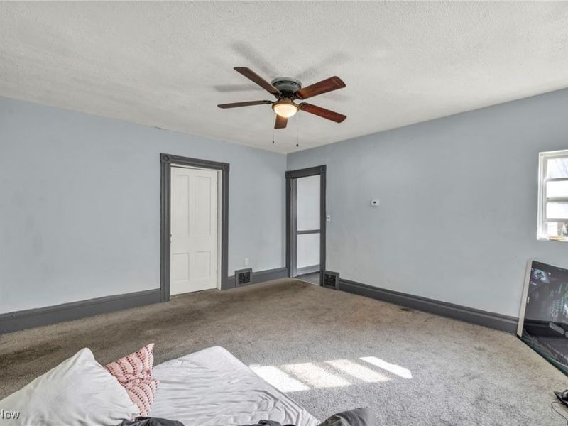 1225 E 71st Street, Cleveland, OH 44103 Photo 15