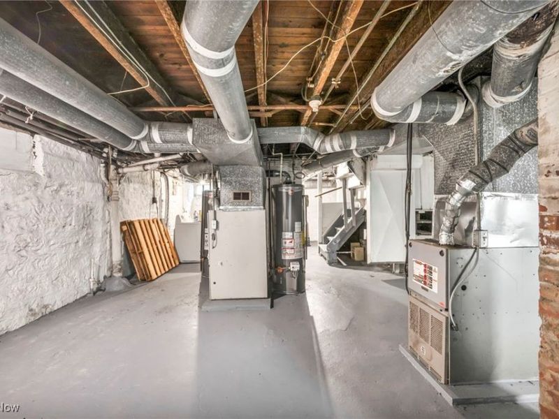 1225 E 71st Street, Cleveland, OH 44103 Photo 39