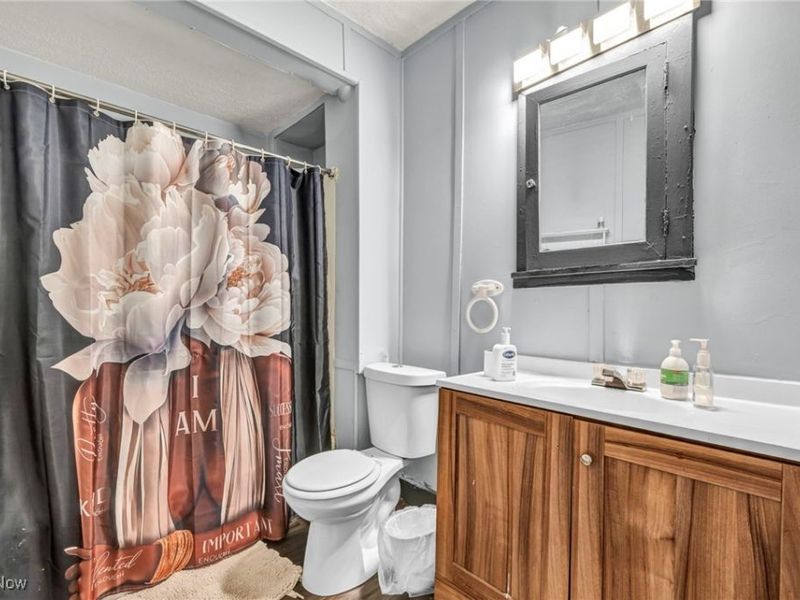 1225 E 71st Street, Cleveland, OH 44103 Photo 7