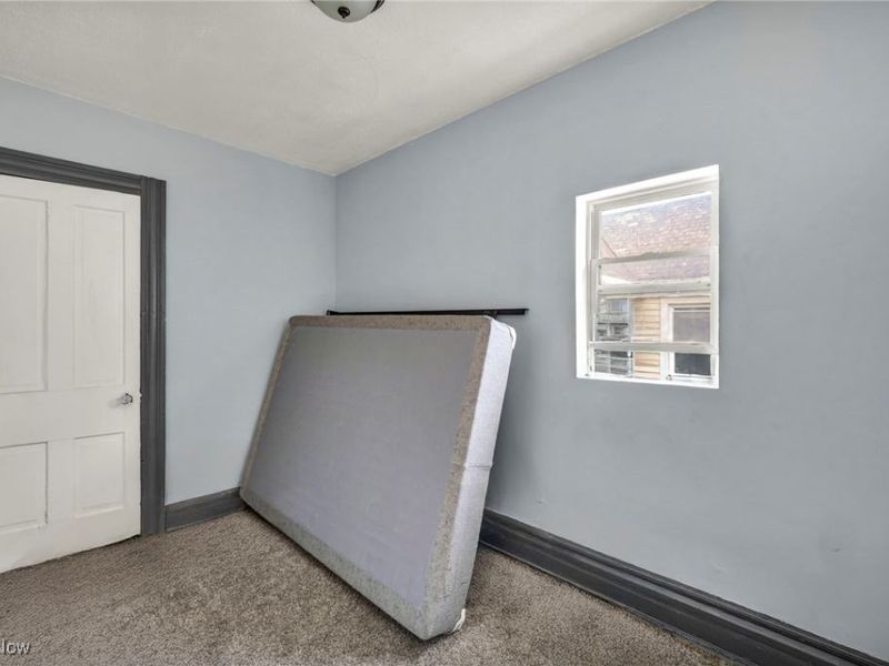 1225 E 71st Street, Cleveland, OH 44103 Photo 8