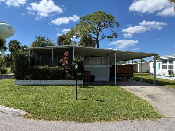 10303 BURNT STORE ROAD, Unit 11, PUNTA GORDA, FL 33950