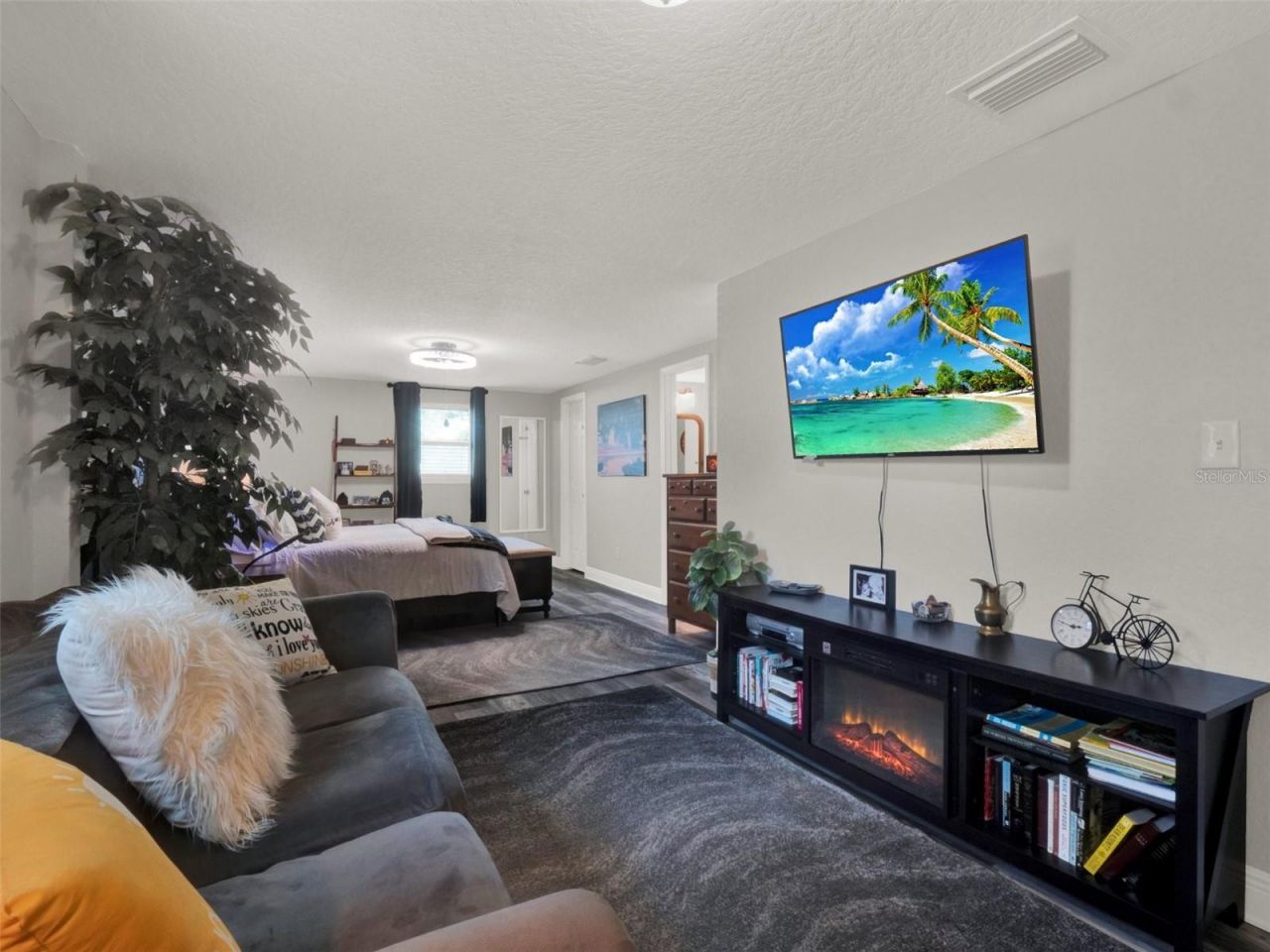 2721 Evergreen Drive, Edgewater, FL 32141 Photo