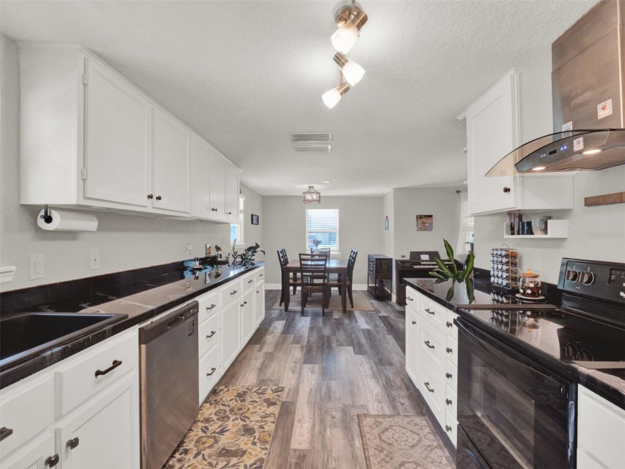 2721 Evergreen Drive, Edgewater, FL 32141 Photo