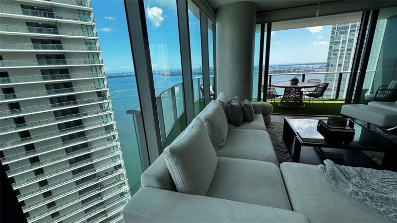 650 NE 32nd Street, Unit 4307, Miami, FL 33137 Photo