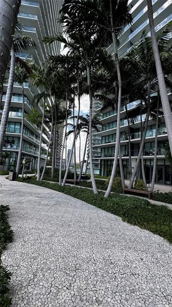 650 NE 32nd Street, Unit 4307, Miami, FL 33137 Photo