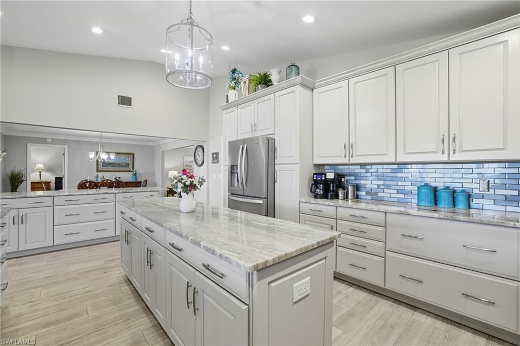 1203 N Brandywine Cir, Fort Myers, FL 33919 Photo