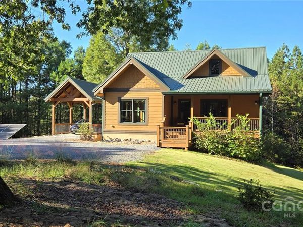280 Hidden Lake Parkway, Nebo, NC 28761