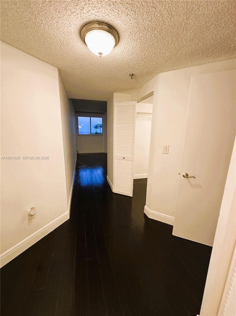 6422 Collins Ave, Unit 701, Miami Beach, FL 33141 Photo