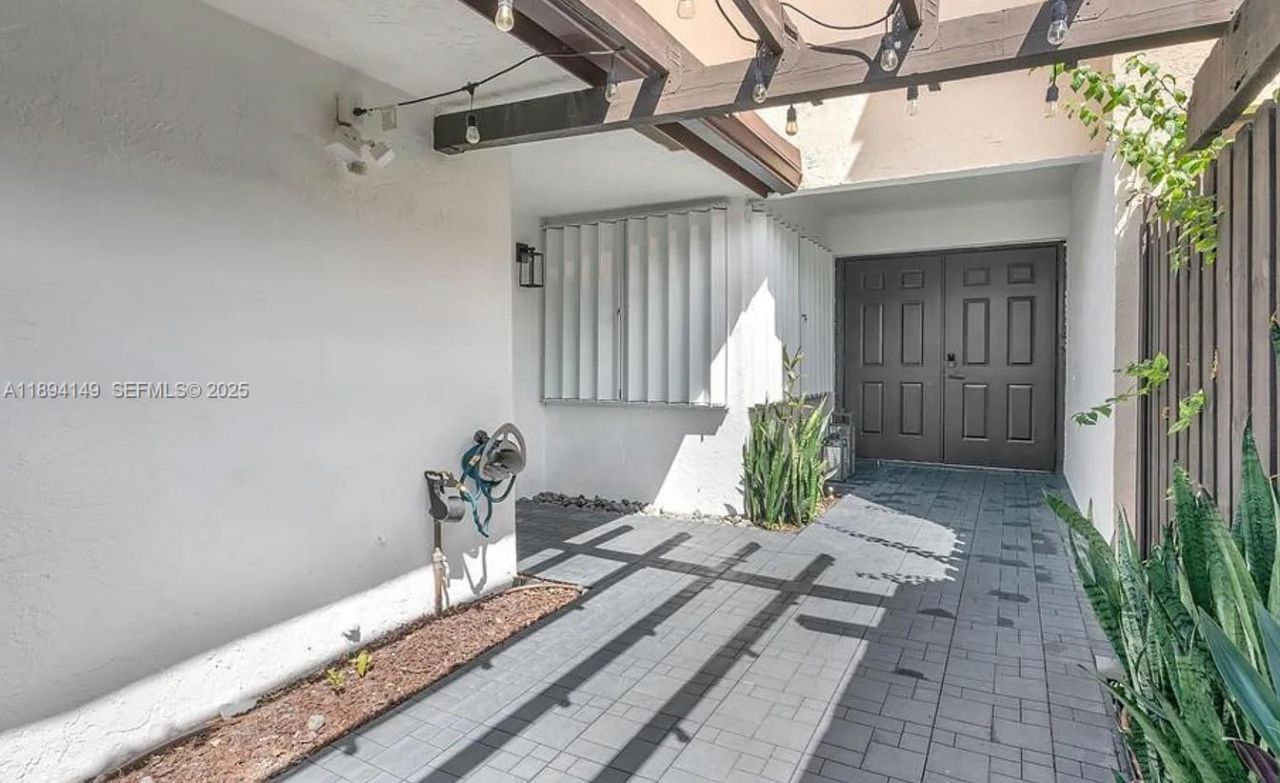 6850 NW 2nd Ave, Unit 34, Boca Raton, FL 33487 Photo