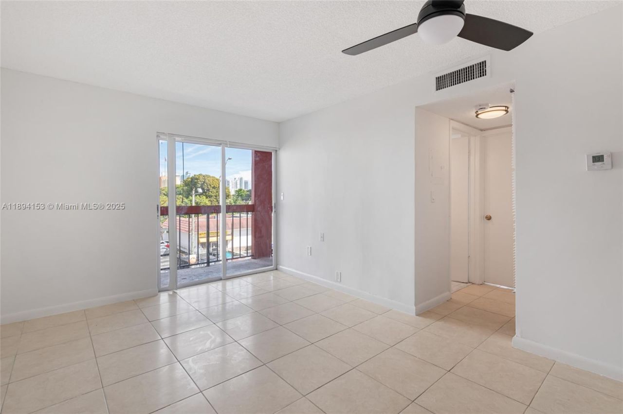 420 NW 12th Ave, Unit 41, Miami, FL 33128 Photo