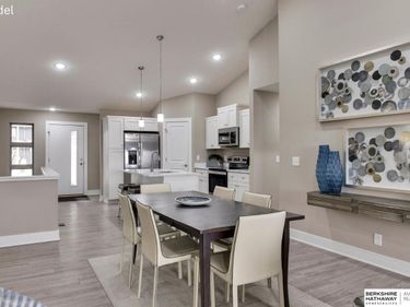 17108 Hawthorne Avenue, Omaha, NE 68118