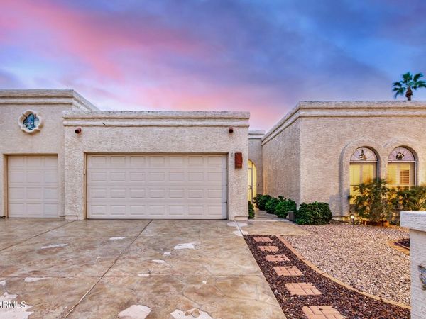 10549 E ELMHURST Drive, Sun Lakes, AZ 85248