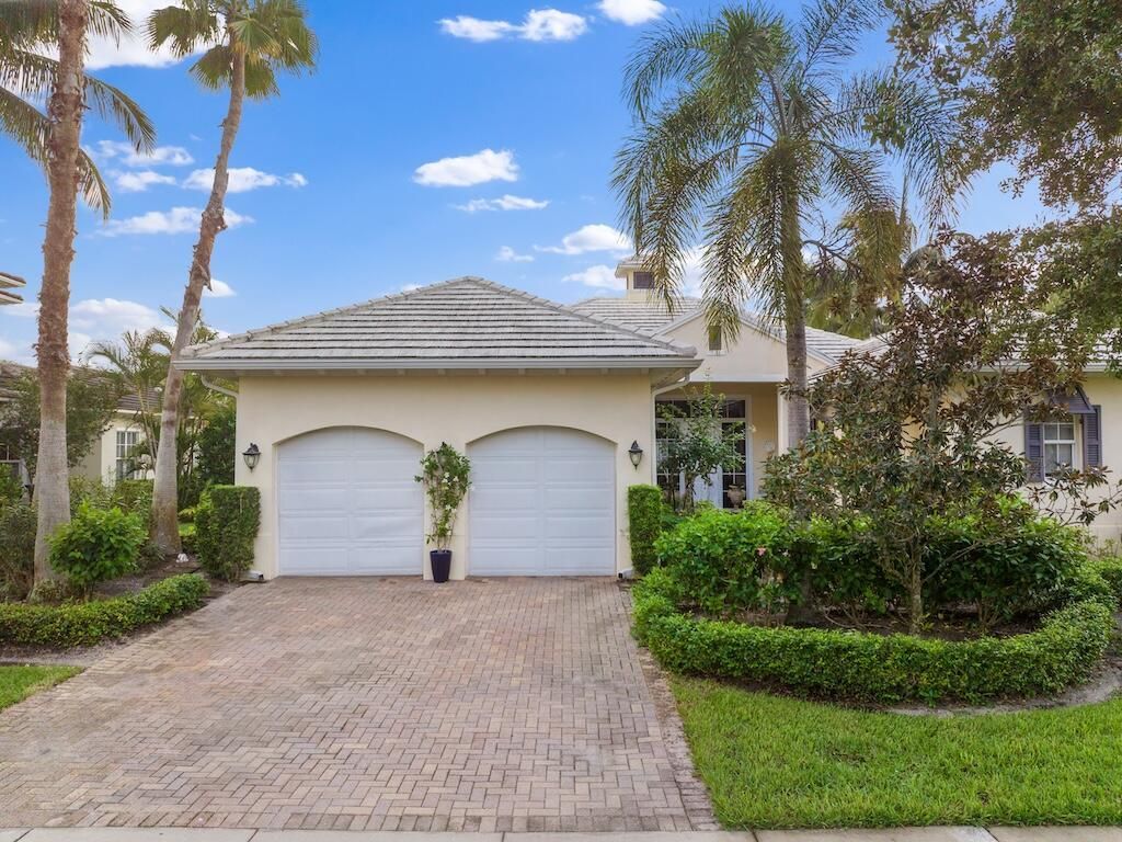 6585 Martinique Way, Vero Beach, FL 32967 Main Photo