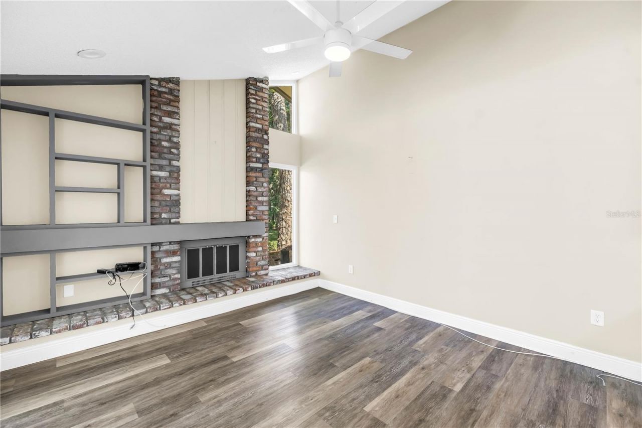 905 Serpentine Drive S, Saint Petersburg, FL 33705 Photo