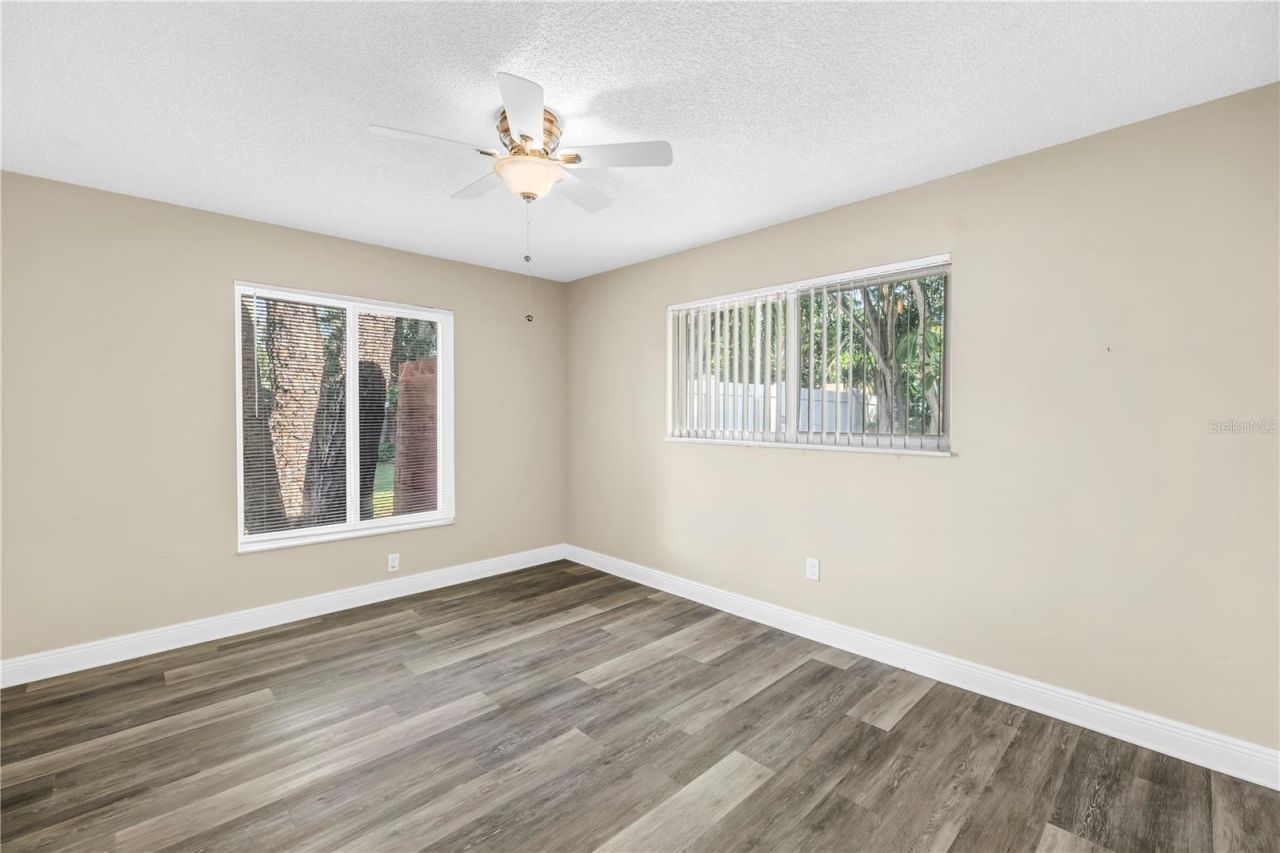 905 Serpentine Drive S, Saint Petersburg, FL 33705 Photo