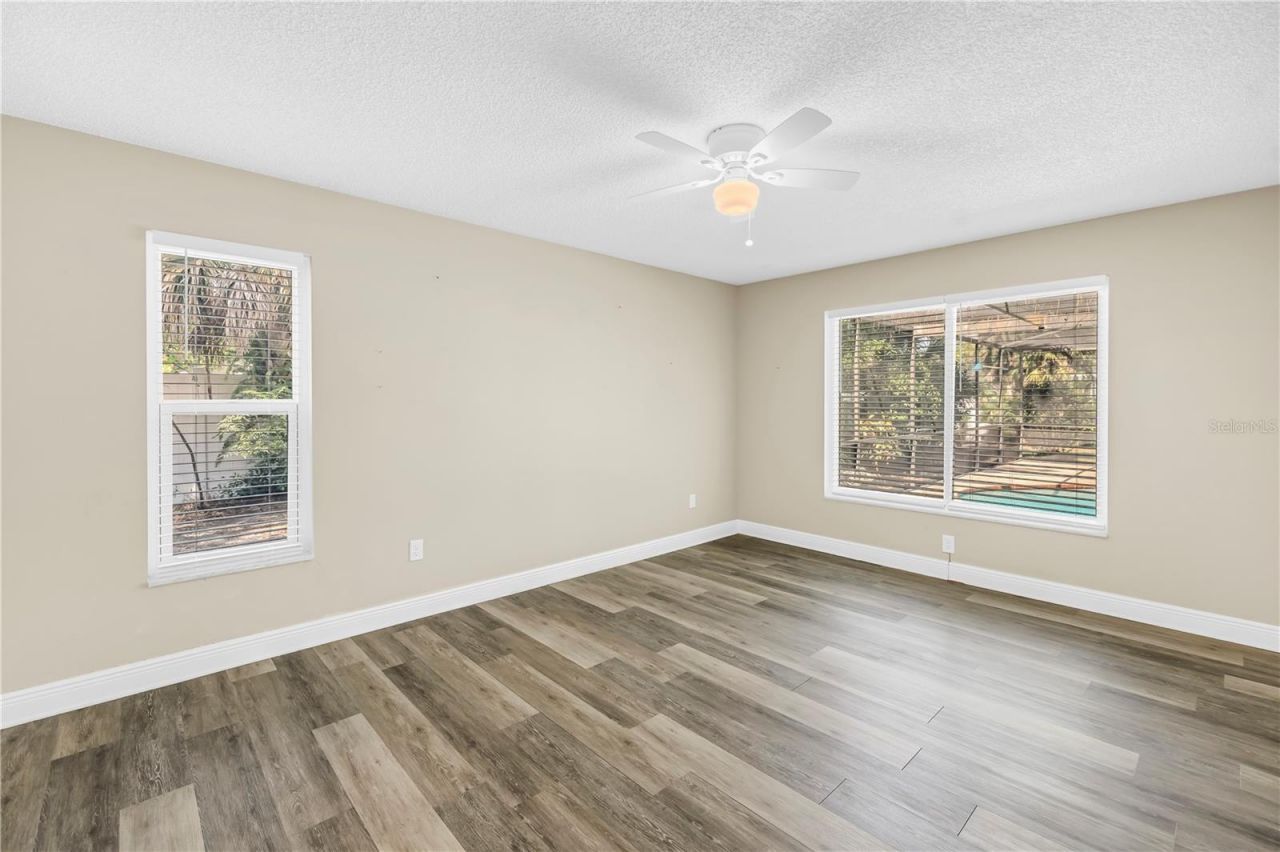 905 Serpentine Drive S, Saint Petersburg, FL 33705 Photo