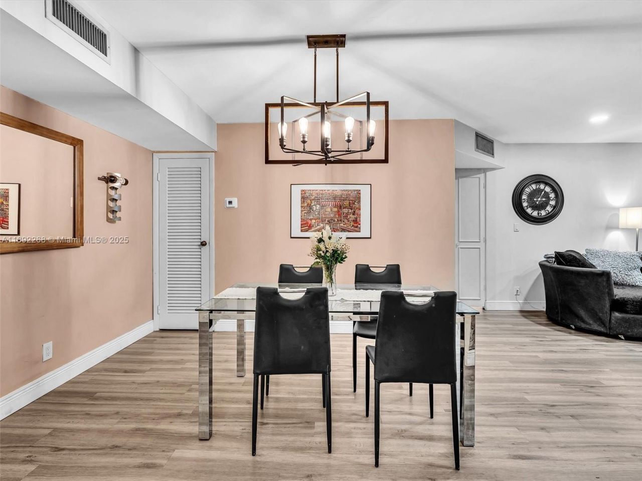 6061 N Falls Cir Dr, Unit 407, Lauderhill, FL 33319 Photo