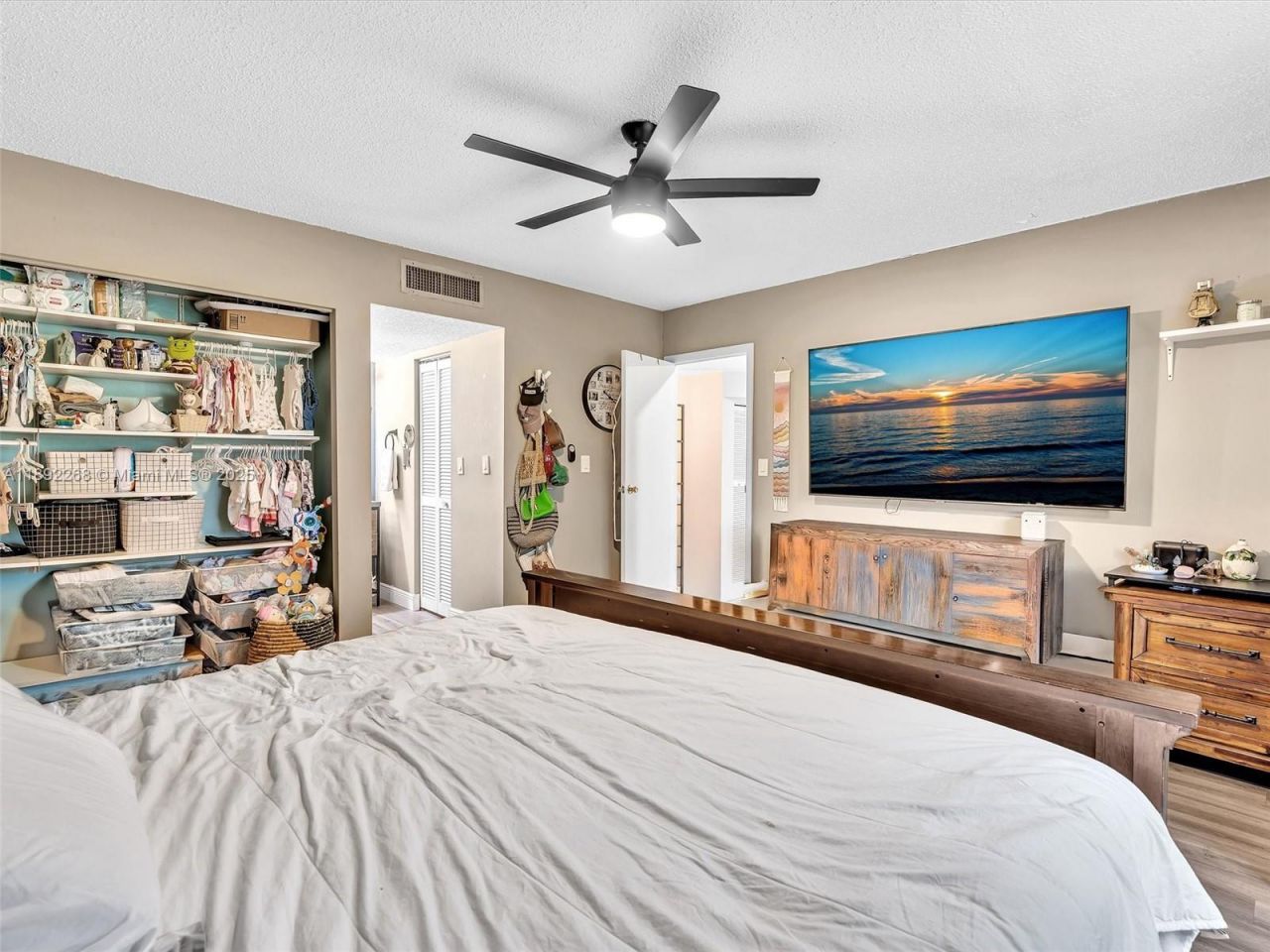 6061 N Falls Cir Dr, Unit 407, Lauderhill, FL 33319 Photo