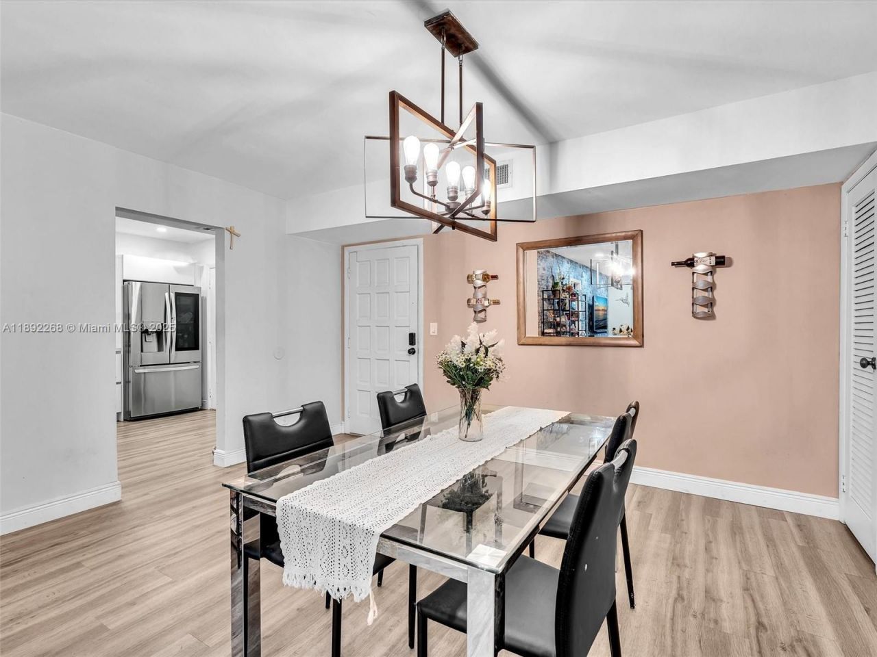 6061 N Falls Cir Dr, Unit 407, Lauderhill, FL 33319 Photo