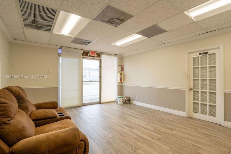 1901 NW 7th St, Miami, FL 33125 Photo