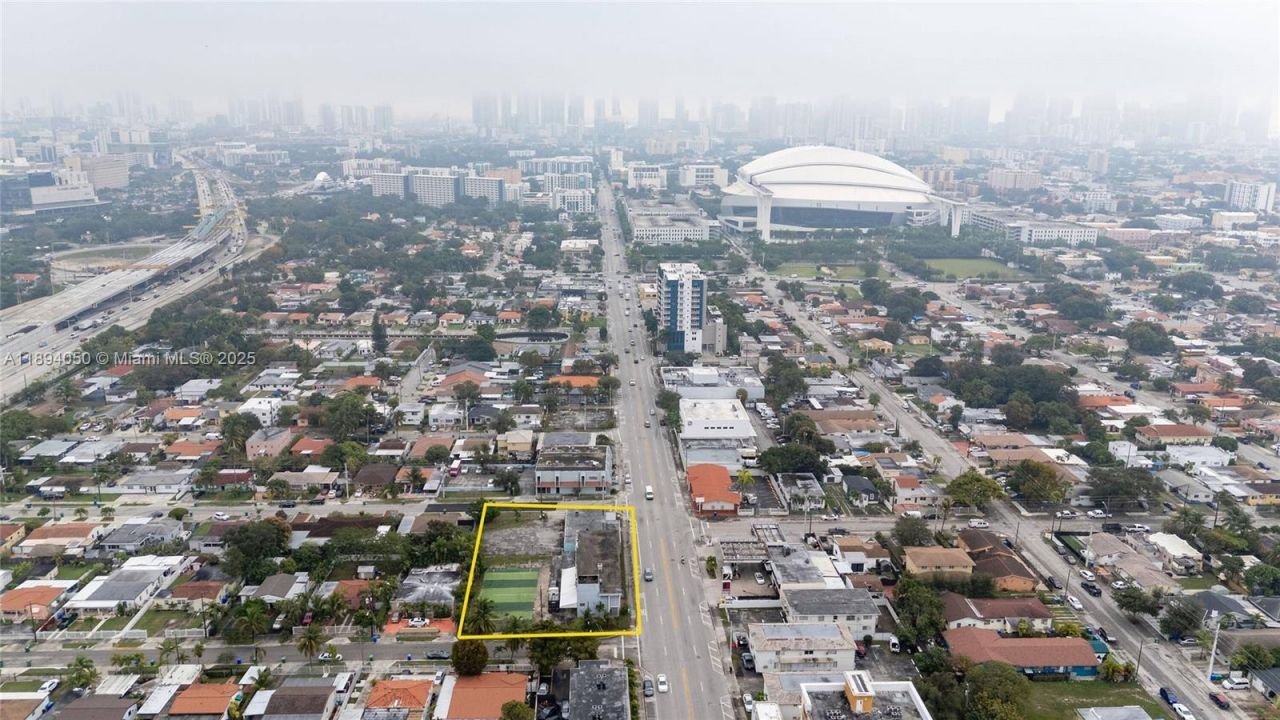 1901 NW 7th St, Miami, FL 33125 Photo