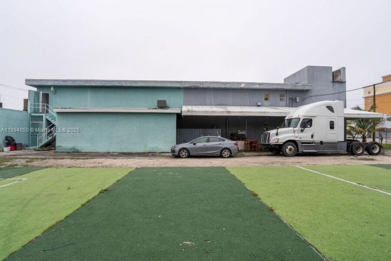 1901 NW 7th St, Miami, FL 33125 Photo