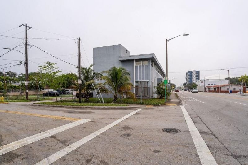 1901 NW 7th St, Miami, FL 33125 Photo