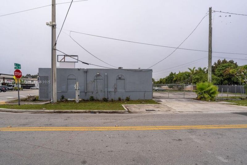 1901 NW 7th St, Miami, FL 33125 Photo