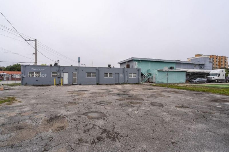 1901 NW 7th St, Miami, FL 33125 Photo