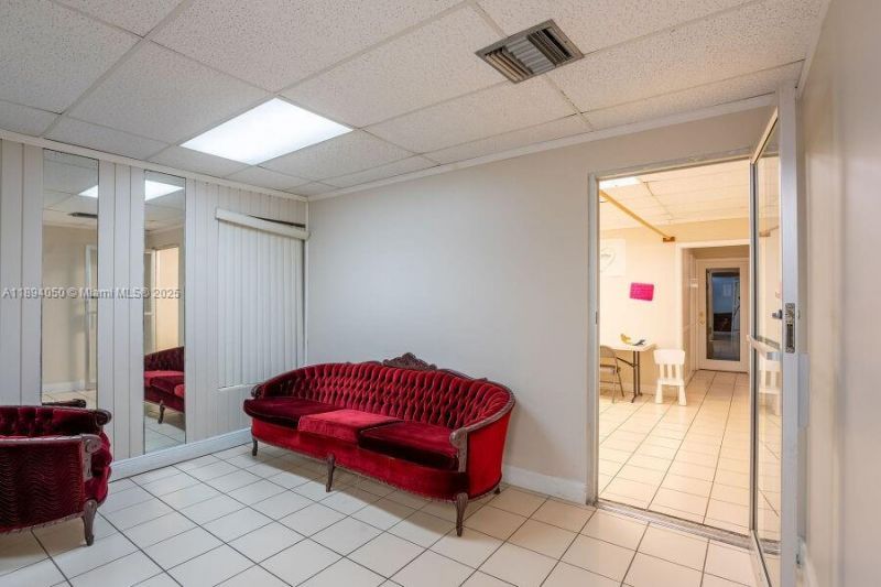 1901 NW 7th St, Miami, FL 33125 Photo