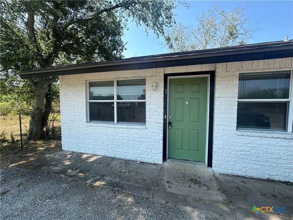 19221 San Marcos Highway, Unit B, Martindale, TX 78655